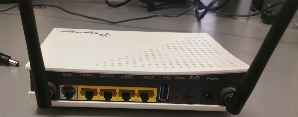 Comtrend 5381u Back
