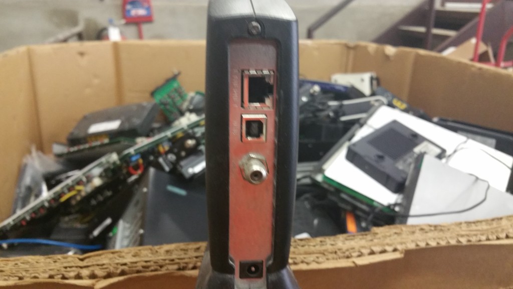 Motorolla 5xx Series Cable Modem Back