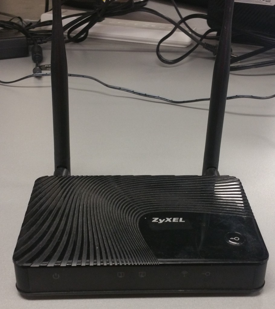 ZyXEL Front